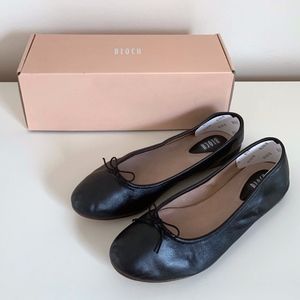 Bloch Women's Fonteyn Leather Ballet Flat